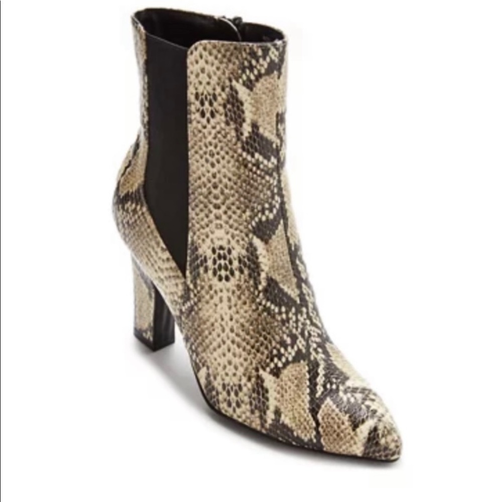 THE LIMITED | Size 6.5 | Women’s Snake-Skin Razzey Booties